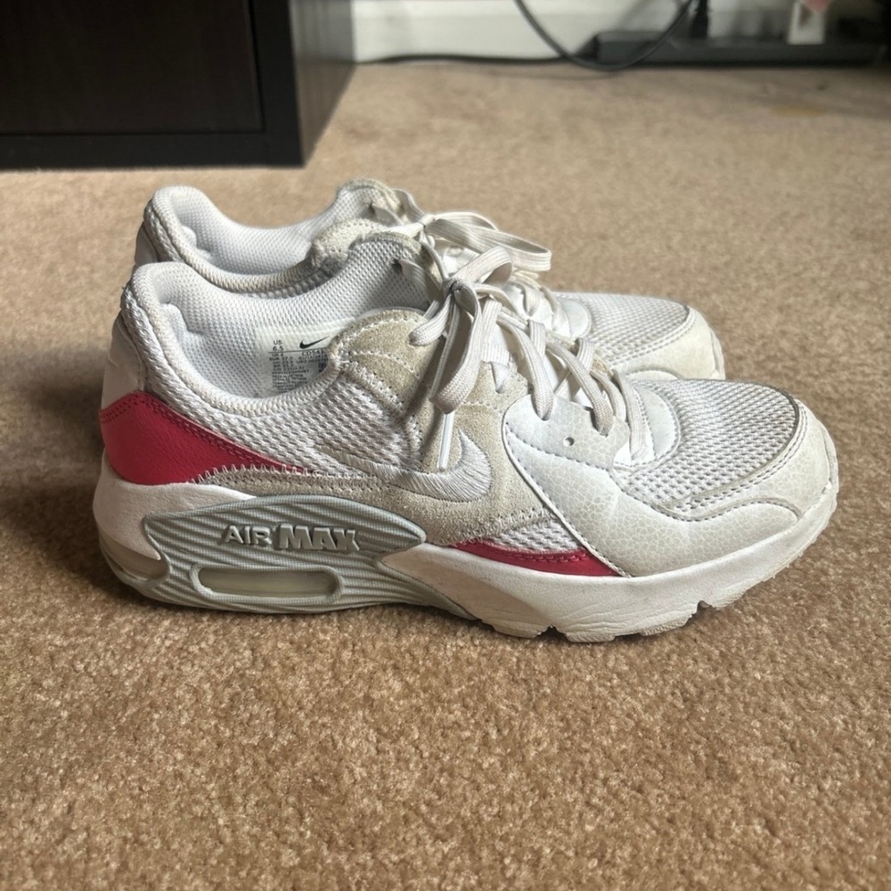 Nike Air Max White and Pink Athletic Shoes